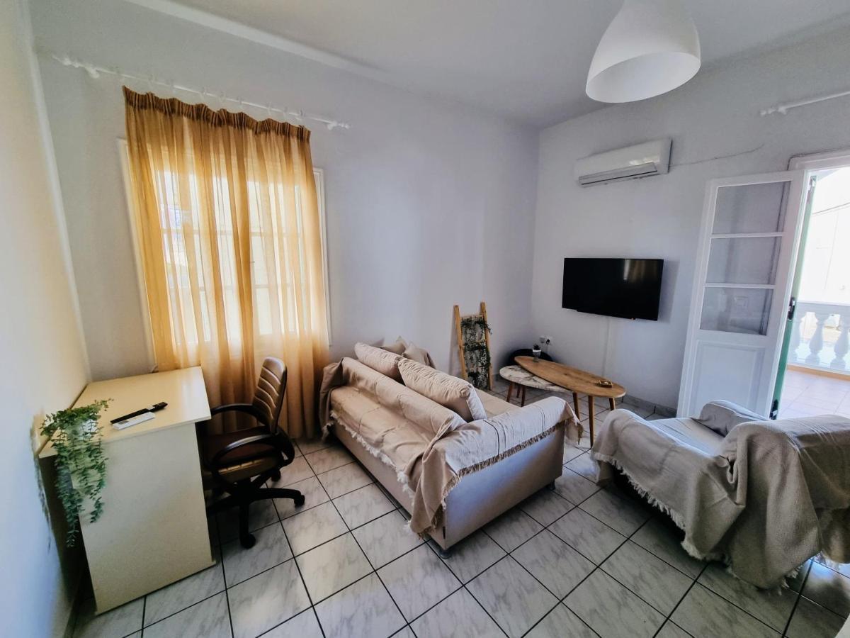 Olga'S Place Spetses Town ภายนอก รูปภาพ