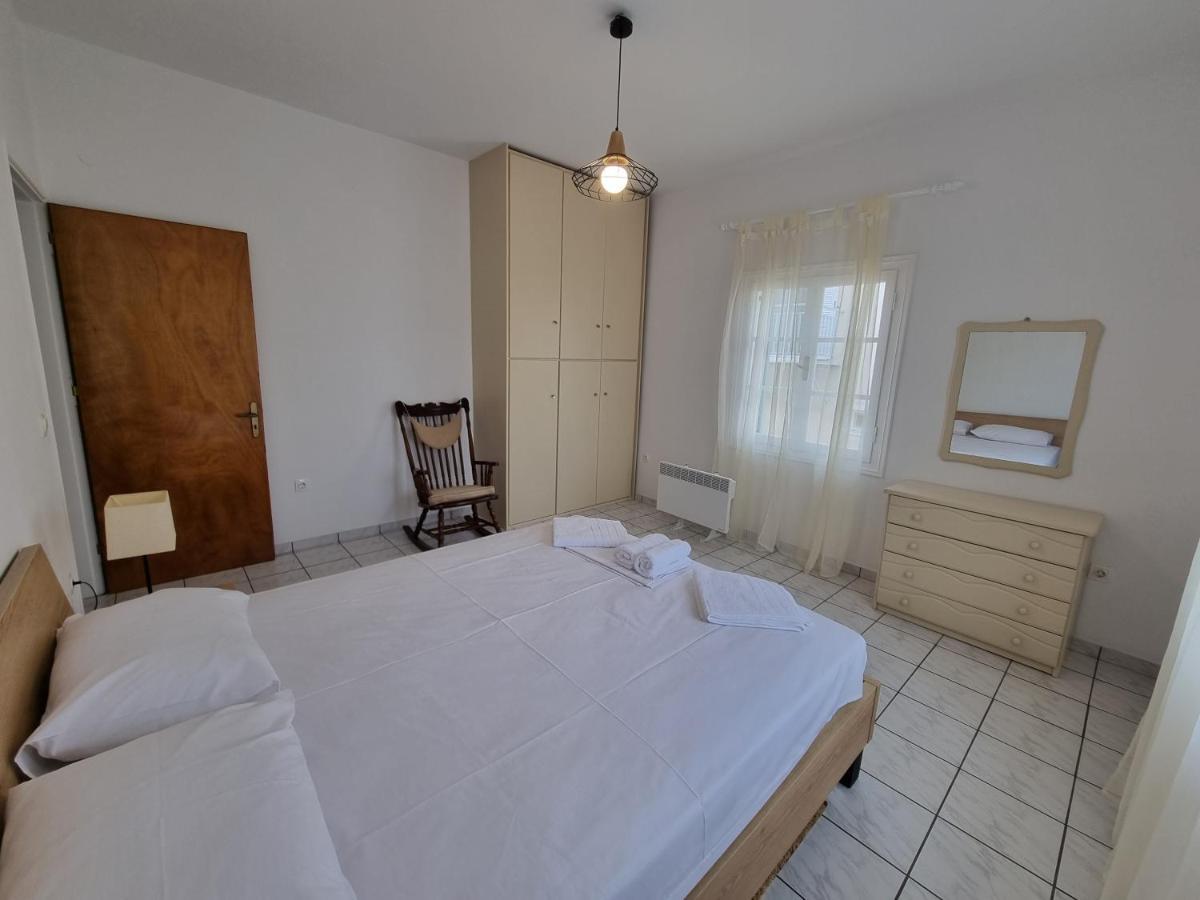 Olga'S Place Spetses Town ภายนอก รูปภาพ